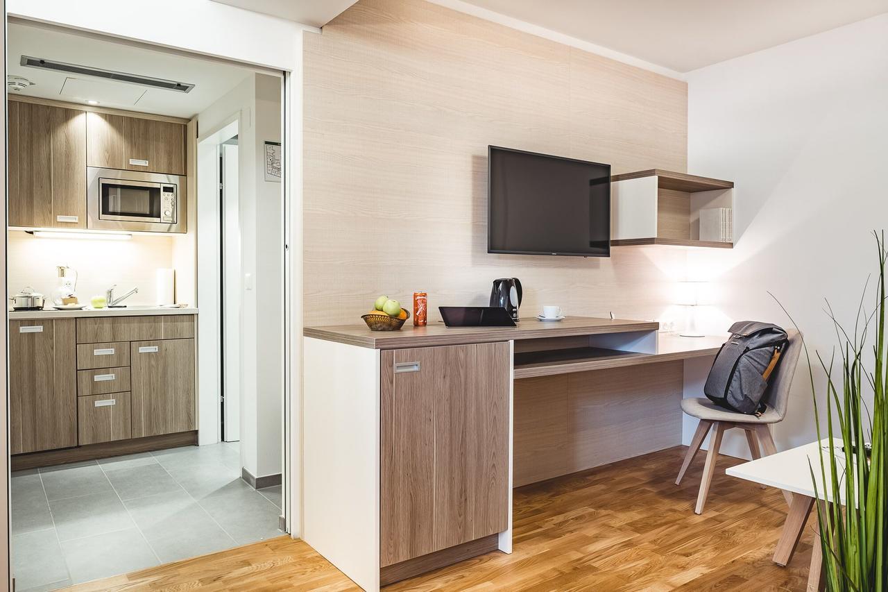 Oliver | Contactless Check-in 3* Wien